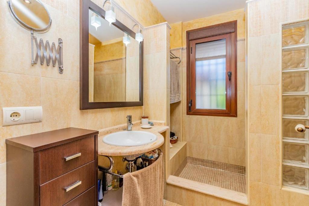 말라가 Preciosa Casa Rural A Un Paso Del Centro 빌라 외부 사진